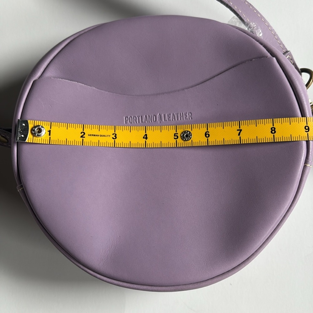Portland Leather Purple/lavender Crossbody Bag with Minimalist Design - Picture 5 of 6